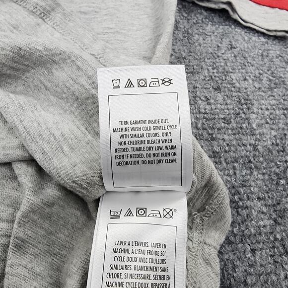 Walt Disney World Shirt Womens Medium Gray Embroidered Logo 3/4 Sleeve Classic - Picture 15 of 16